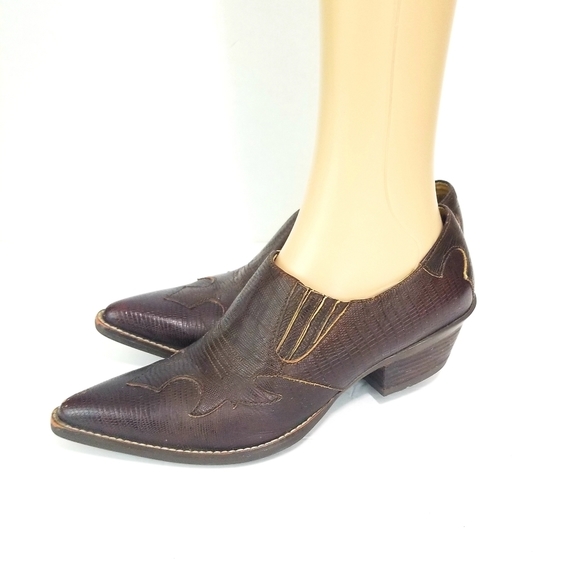 Women's ariat western booties (discontinued)